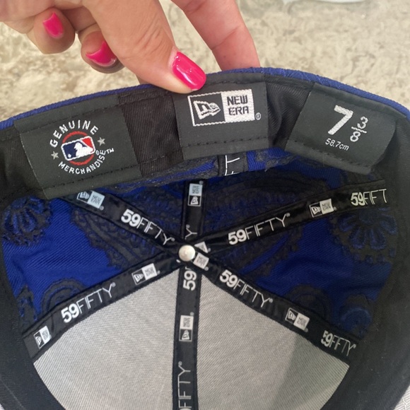 Los Angeles Dodgers Paisley Bandana Print Embroidery 59Fifty New Era Hat… - Picture 11 of 15